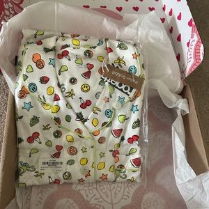 Roller rabbit tutti fruitti pajama shorts set brand new in box !